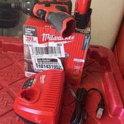 BRANDNEW M12 1/4” HEX SCREWDRIVER KIT