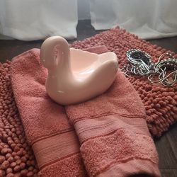  Pink Bathroom Set