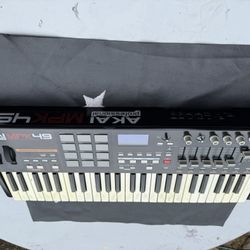 Akai Keyboard 