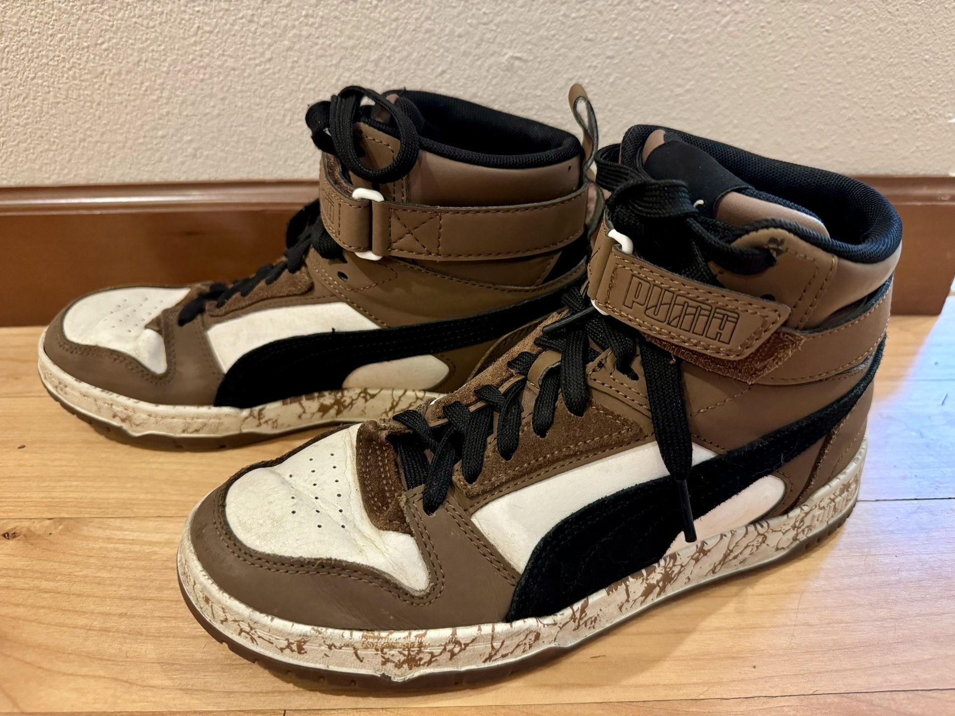 Youth 6.5 Hi Top Puma sneakers