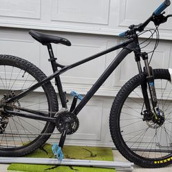 Mountain Bike & Hybrid Bike Set