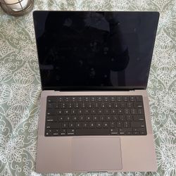MacBook Pro 14” (2021, M1 Pro, 16GB RAM) – Great Deal + AppleCare  
