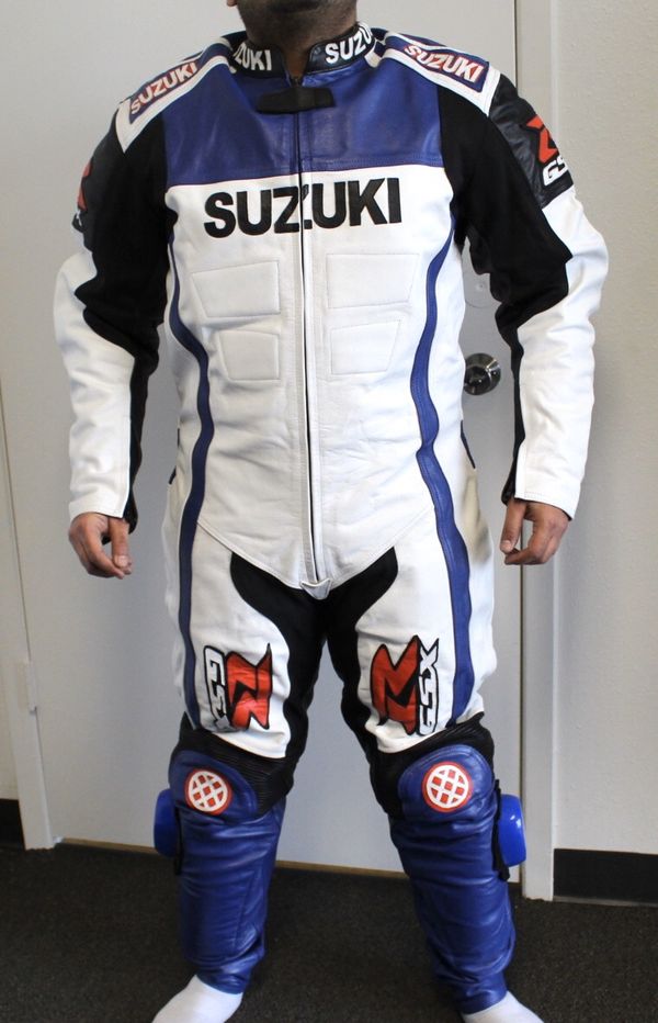Suzuki GSXR Men Motorcycle Leather Racing Suit for Sale in Austin, TX
