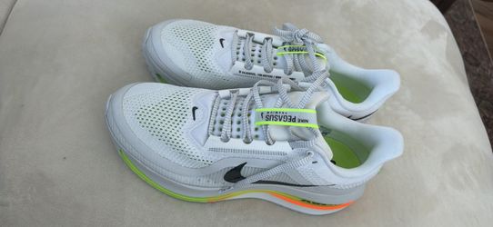 Nike Pegasus Premium