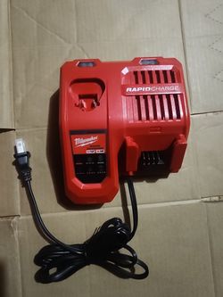 Milwaukee Rapid Charger 