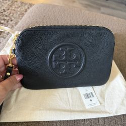 Tory Burch Wristlet