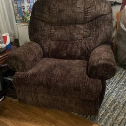 like new brown l Recliner chair 