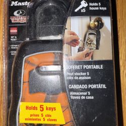 Master Lock Portable Lock Box