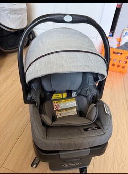 Graco SnugRide SnugFit 35 LX Infant Car Seat