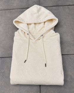 Louis Vuitton Monogram Plush Hoodie Cream/Ivory – Size Small – Never Worn