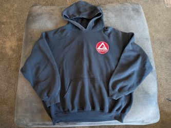 Vintage Gildan Gracie Barra Carlos Gracie Jr. Graphic Hoodie fits like Large.