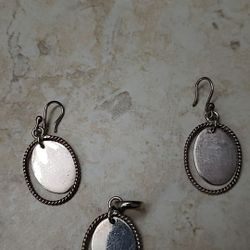 Silver jewelry set