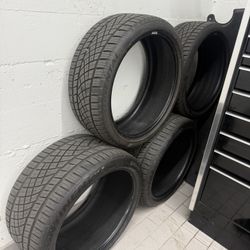 Full Set Of continental DWS06+ 245/35/zr20 And 305/30zr20