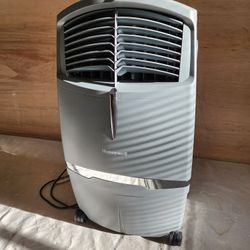 Honeywell Portable AC