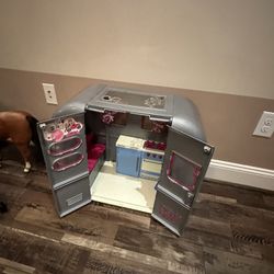 Doll Camper