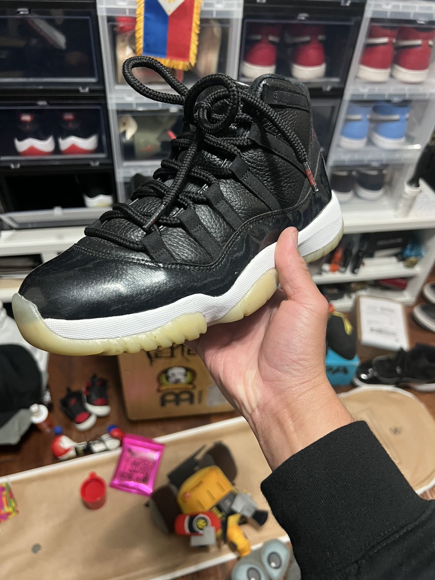 Jordan 11 72-10 Size 8.5