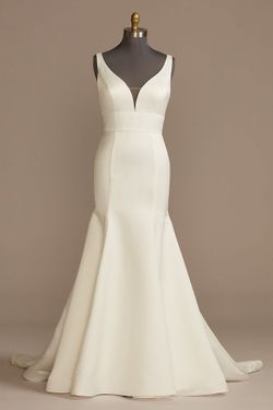 Ivory Plunge Mermaid Satin Wedding Dress With Buttons Size 10