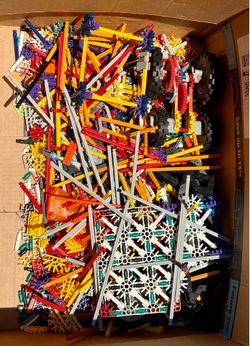 Knex building set