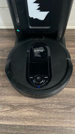 Shark robot vacuum
