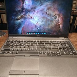 Dell Laptop 5500