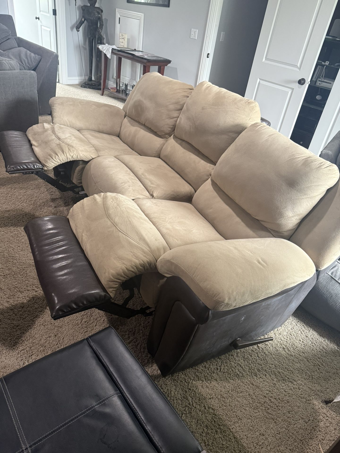 Sofa/Recliners Set
