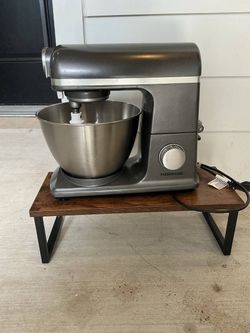 6 Speed 4.7 Quart Gun Metal Professional Stand Mixer Farberware