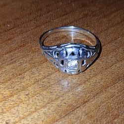 White Gold 18k ring with a diamond