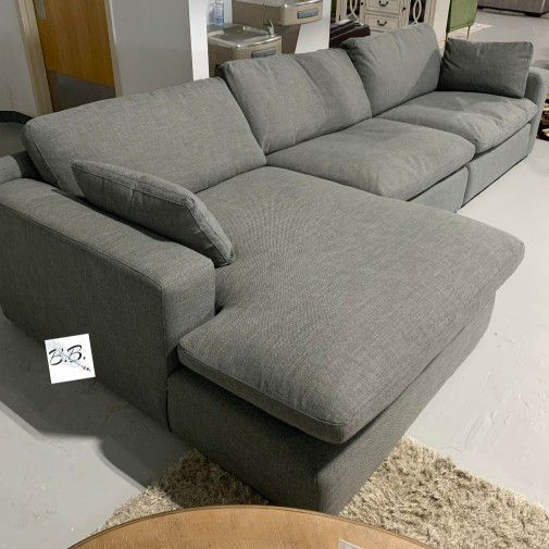 Special Discount 💥 Gray/ Linen White Deep Seating Comfy Large Soft Oversized L Shape Modular Cloud Sectional Couch With Chaise| Brand New Living Room