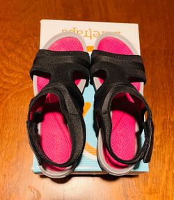 Women’s sandals