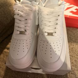 white nike air force 