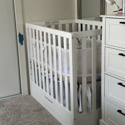 Carters By DaVinci 4 - In - 1 Mini Crib With Mattress And Breathable Mesh Liner