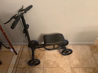 Black Knee Scooter Walker with Hand Brakes