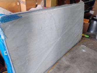 Twin mattress OBO