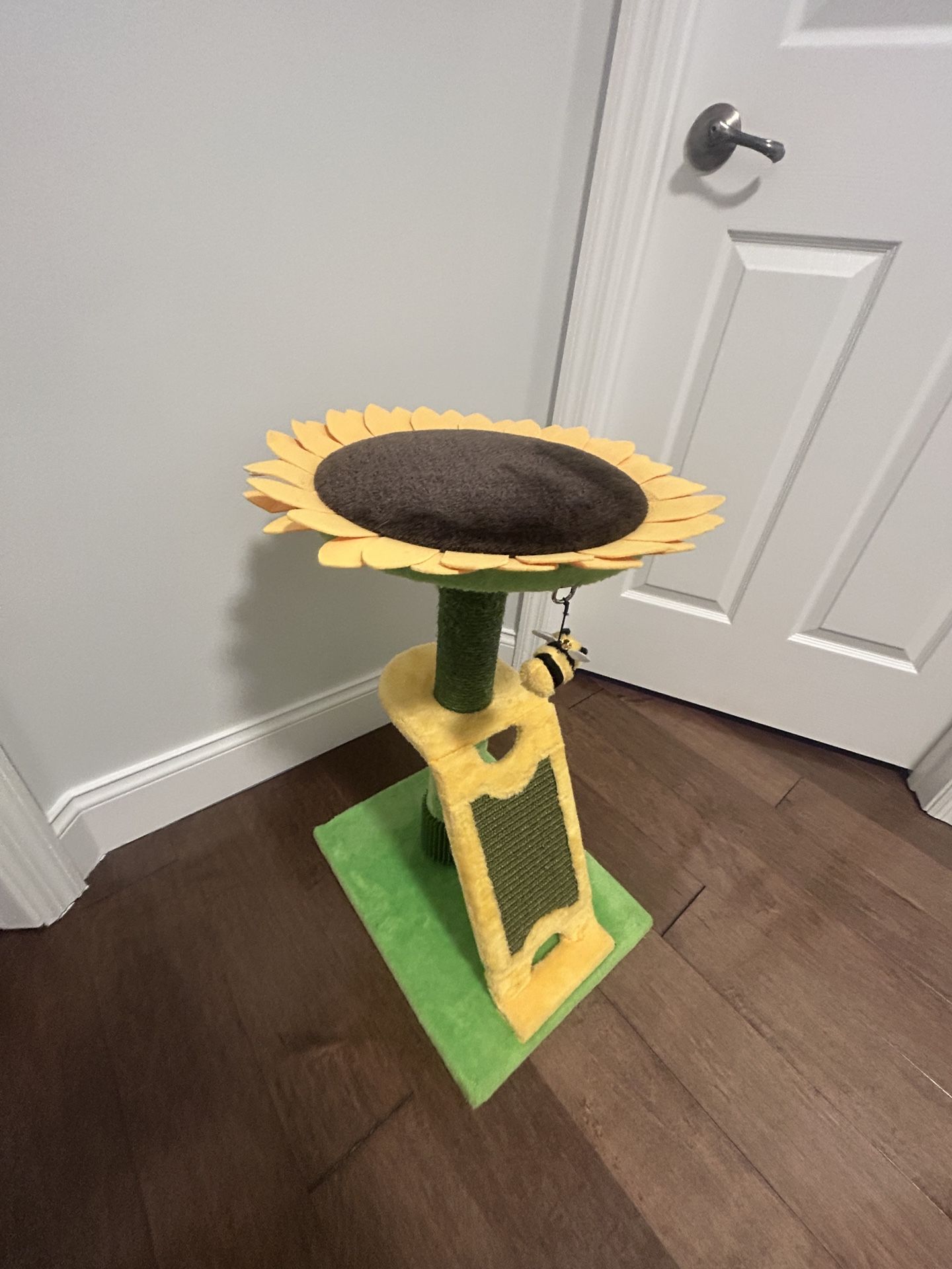 Cat Scratching Post