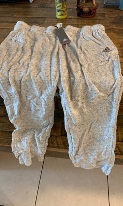 Woman’s adidas pants xl