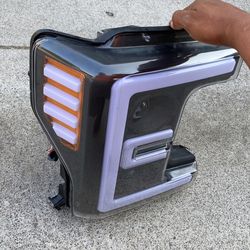 2018 Ford F250 Aftermarket Head Ligths