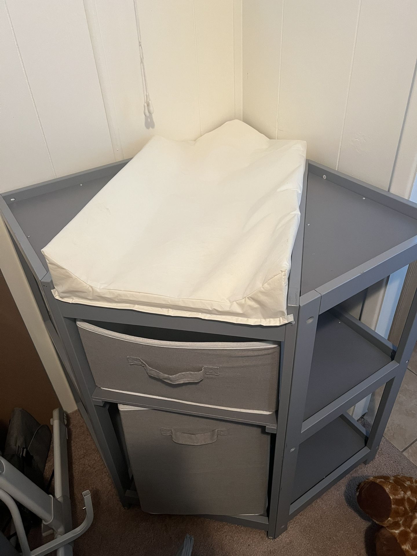Corner Changing Table