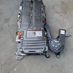 16 Ford C-max Charger Battery Hybrid $1000