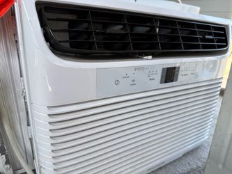 Various AC window units