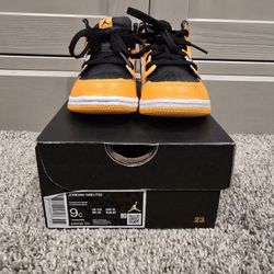 Jordan 1 Mid Size 9c