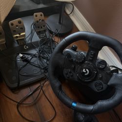 Logitech wheel and break pedals 