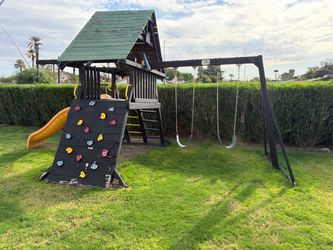 Swing set