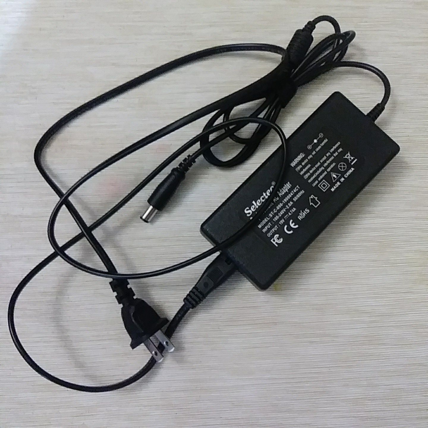 Laptop Charger Laptop Adaptor.