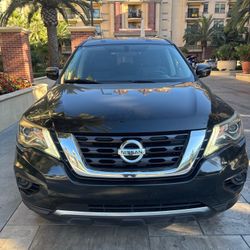 2017 Nissan Pathfinder