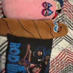 3 Used Throw Pillows