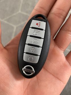 Nissian car key