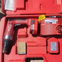Milwaukee 14.4 Volt Cordless Drill
