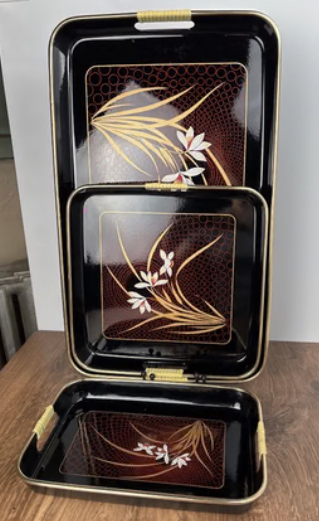 3 Vtg Japan LacquerWare Trays Nesting Floral Serving Tray Gold Edge Nishi Garden
