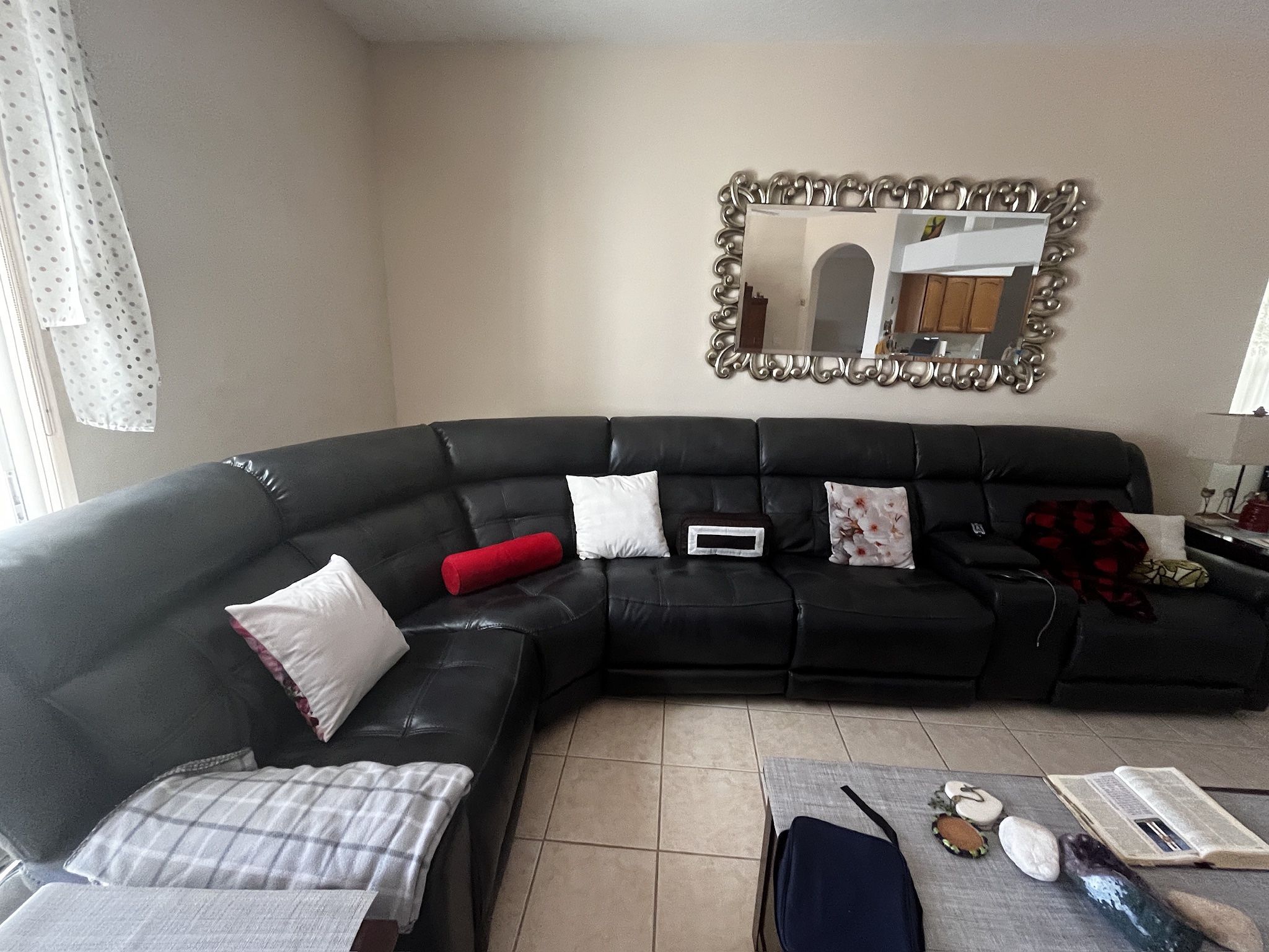 Sectional Brown Leather / Recliners / Sleeper Bed