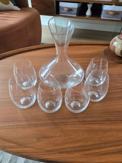 Wine set decanter and glasses
